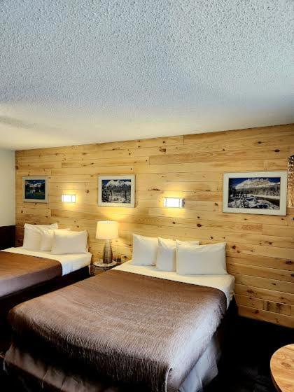 Rundle Mountain Lodge Canmore Eksteriør bilde